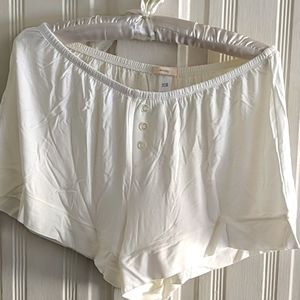 Eberjey Agnes Boyfriend Pajama Short in Ivory.
